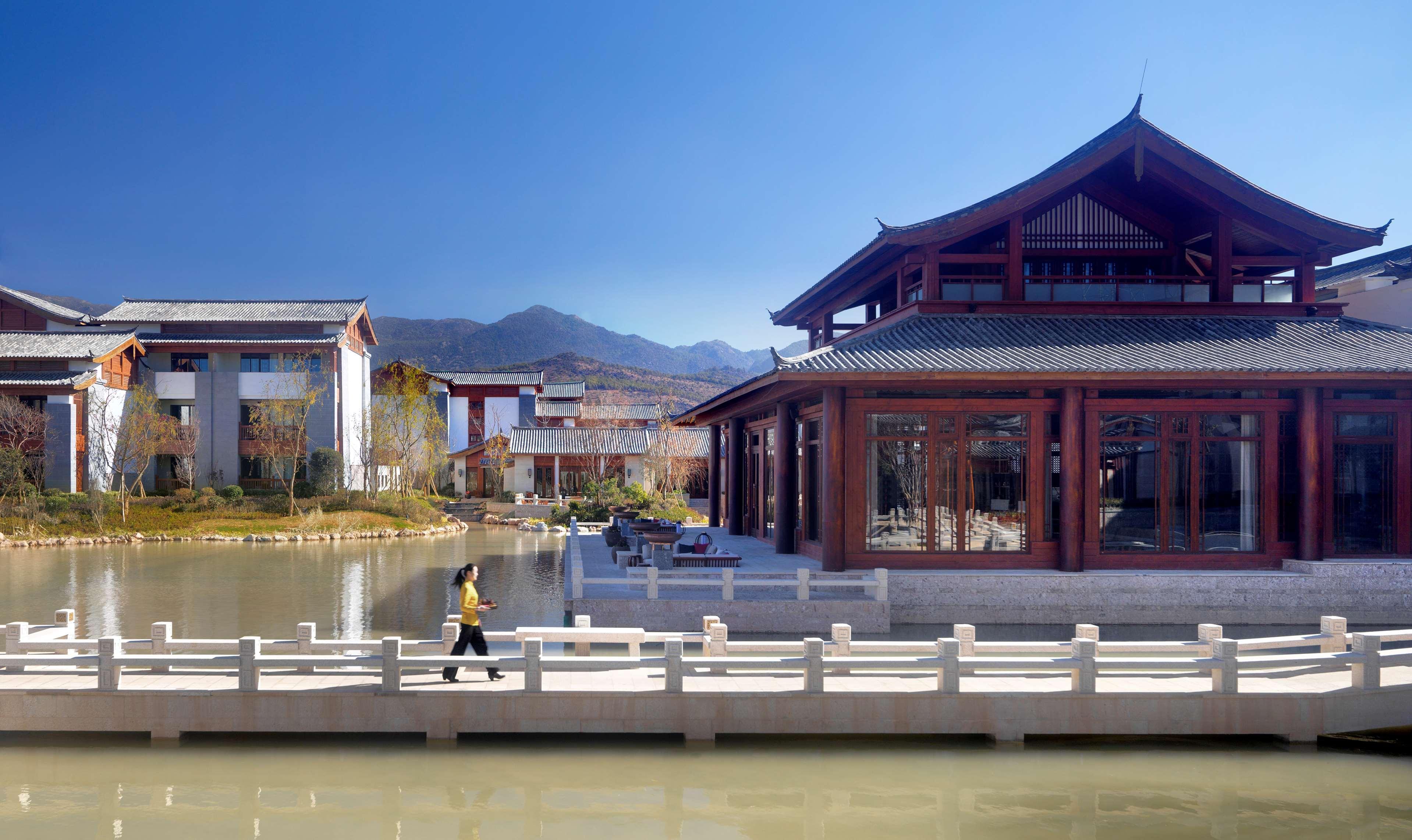 Jinmao Hotel Lijiang, The Unbound Collection By Hyatt Lijiang  Exterior photo